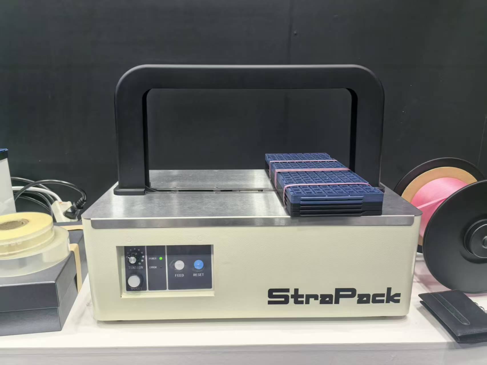 STRAPACK半自动抗静电打包机 spot-1